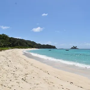  Appartement Pieds Dans L’eau Seychelles